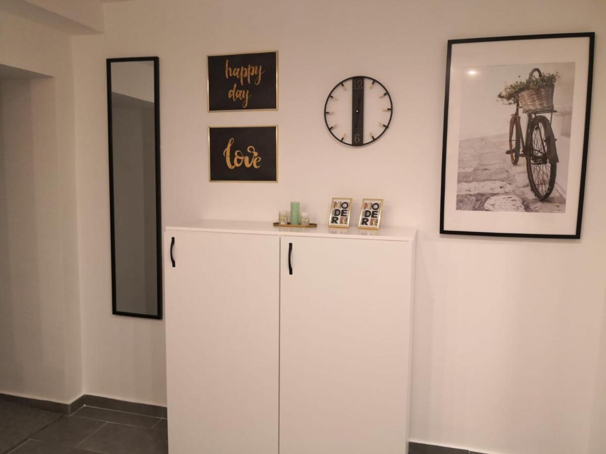 Bibi Zahumska Apartman เบลเกรด ภายนอก รูปภาพ